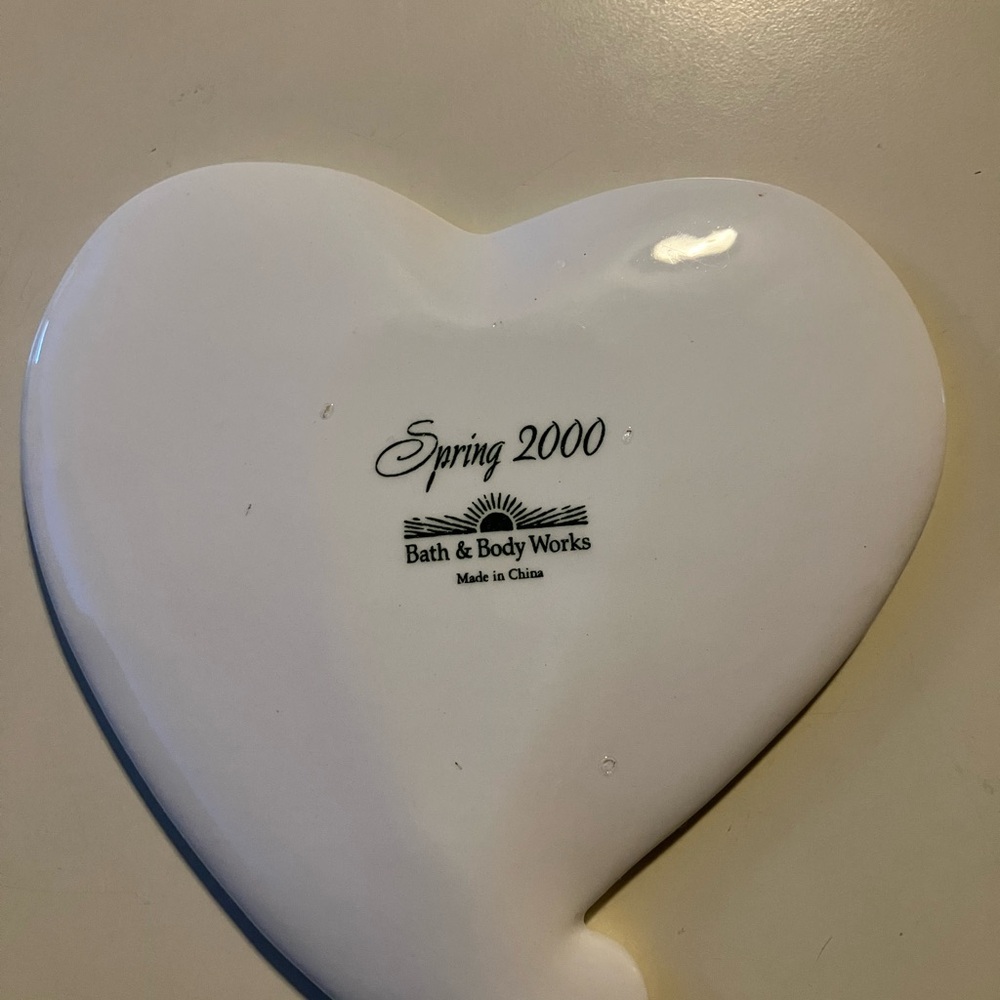 Bath & Body Works Ceramic Plate - Spring 2000 Edition - Picture 2 of 3